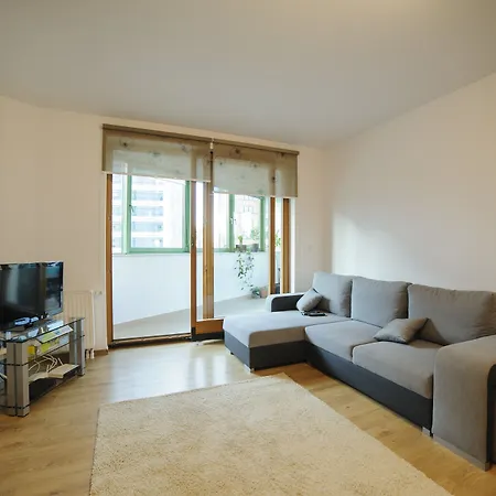 Cherry House Niemcewicza Apartment Warsaw